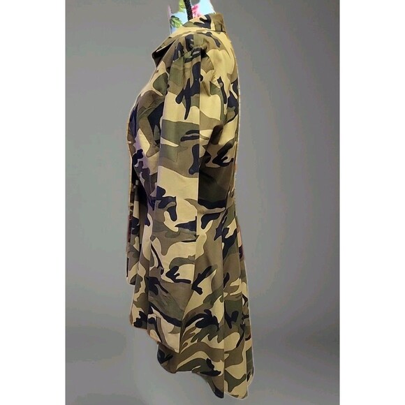 18 CENTIMETERS Women's camo long sleeve Tails button down shirt size Large - Picture 3 of 9